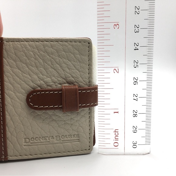 NWT Dooney & Bourke || Mini Mirror Photo Frame || Pebble Leather - Picture 6 of 8